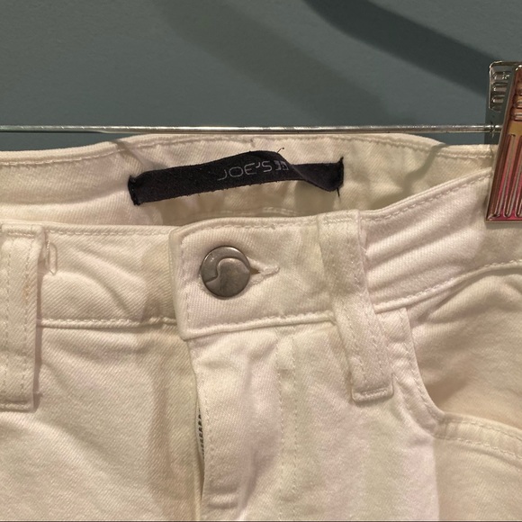 Joe’s “The Skinny” White Jeans - 27 - Picture 4 of 6